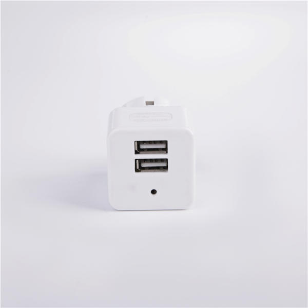 What are the advantages of a USB power plug?