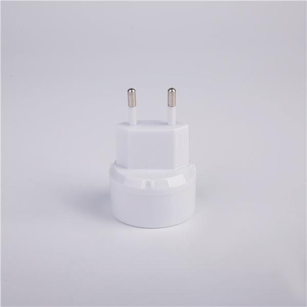 QZ11-1A Single transfer white German standard conversion plug