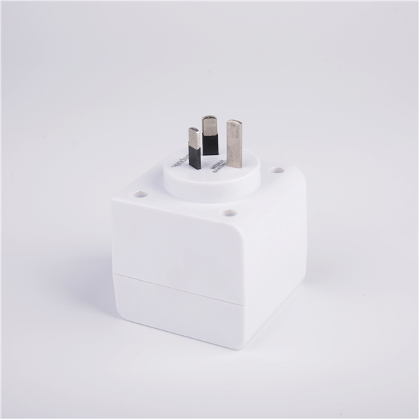 QZ606N  Australian conversion plug manufacturers supply Australian-style foot-multi-hole converter